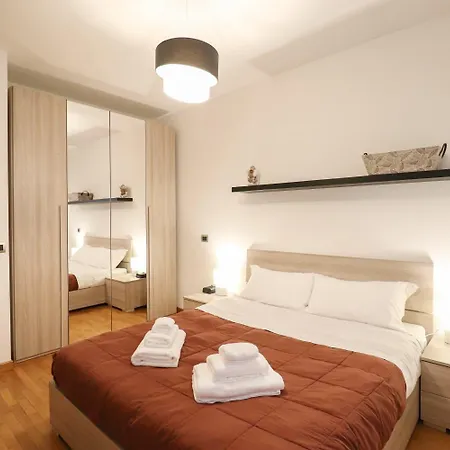 Free Parking Chic Home - Balcony, Ac, Wi-Fi-2